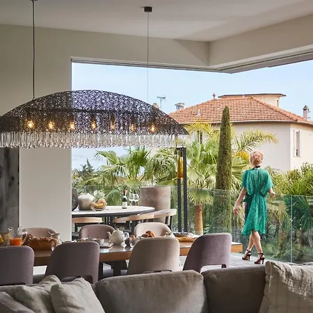 Villa Aquamarine *